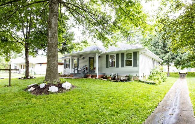 COMING SOON!! Quaint 3 bedroom home! If you are looking for that country feel that is convenient to everything this is the spot for you!