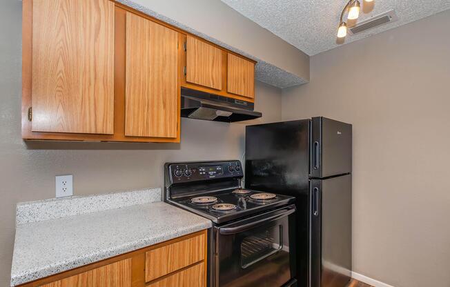 1 bed, 1 bath, 603 sqft, $830