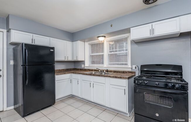 7026-7042 S Cornell Ave
