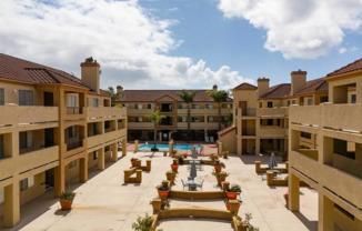 2 Bedroom 2 Bath Condo in Gated Community of Fashion View- Fashion Valley/ Linda Vista