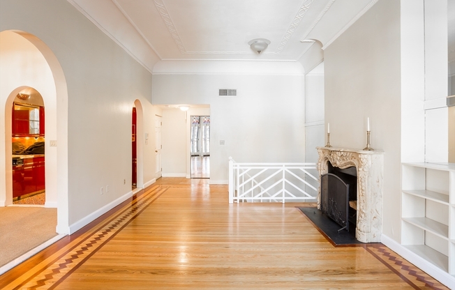 327 Commonwealth Ave.