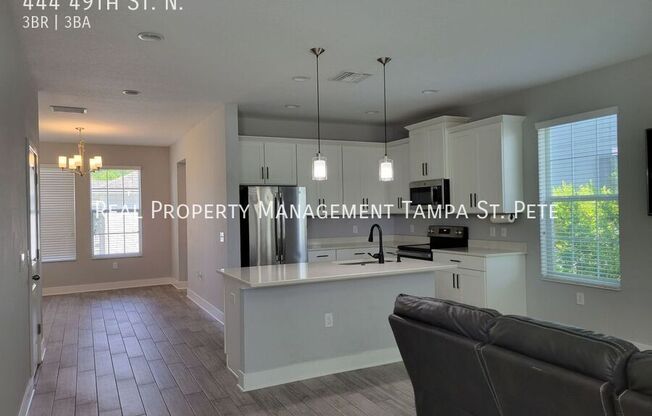 444 49 ST N