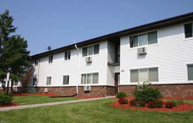 COUNTRY GLEN APTS