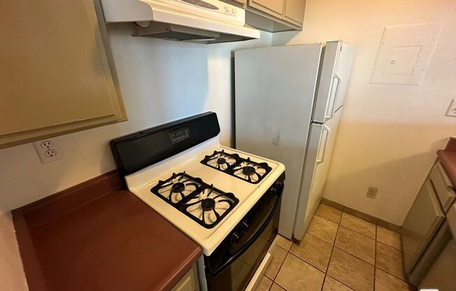 Studio, 1 bath, $1,750, Unit 212