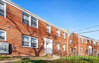 212 ORANGE ST SE