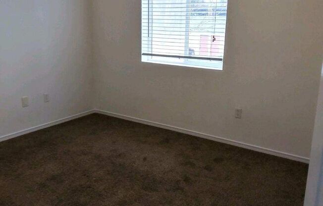 1 bed, 1 bath, 671 sqft, $1,250, Unit 209