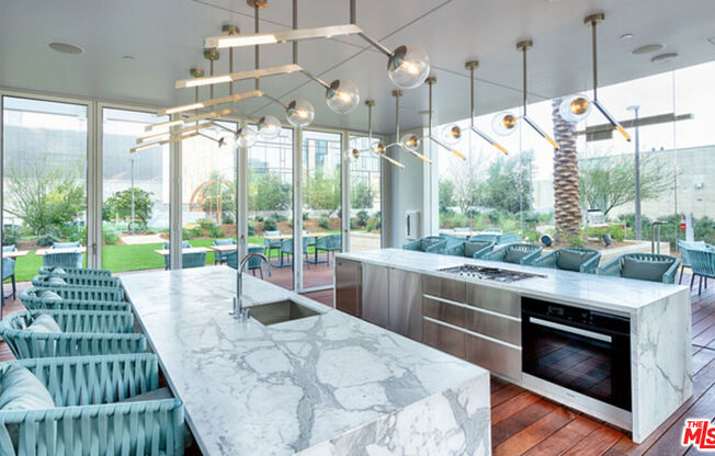 2 beds, 2 baths, 1,305 sqft, $4,800, Unit 2811