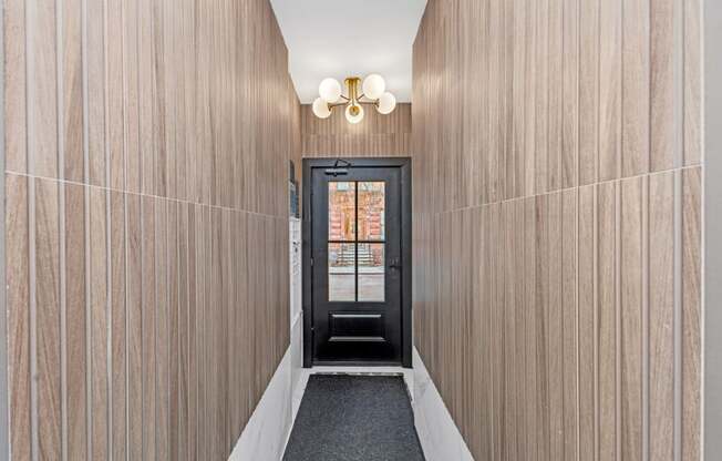 2 beds, 1 bath, $4,700, Unit 1C