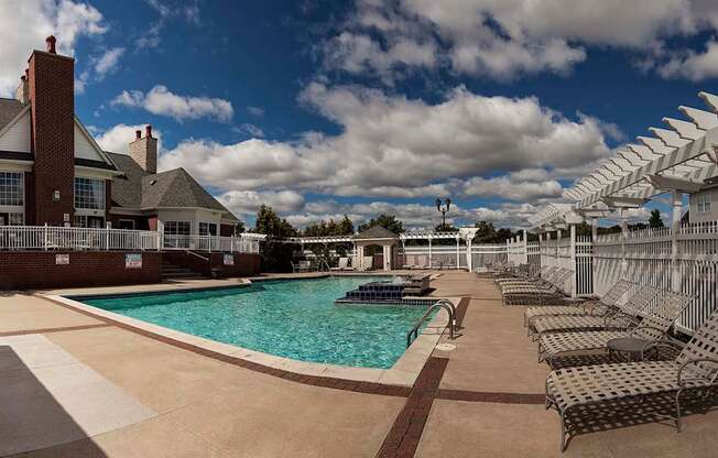 Welcome to Brandywine Apartments in West Bloomfield, MI