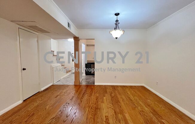 Charming 2-Story 2-1.5 Condo Ready for Move-In!