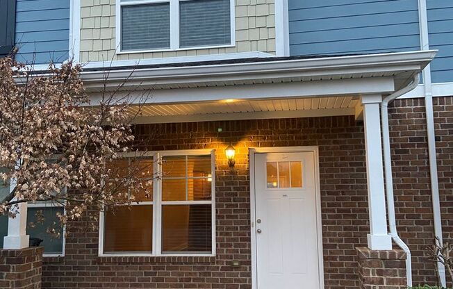 2 beds, 2.5 baths, 1,115 sqft, $1,055, Unit 030