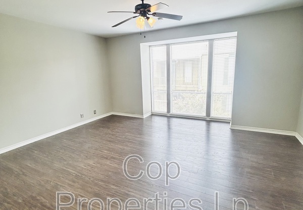 3678 HIDDEN DR
