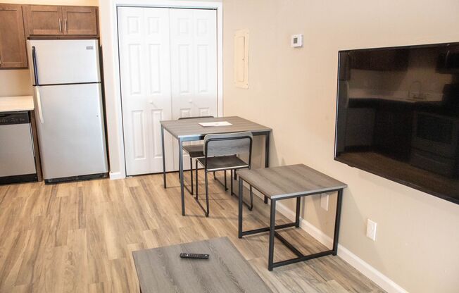 1 bed, 1 bath, 558 sqft, $1,365