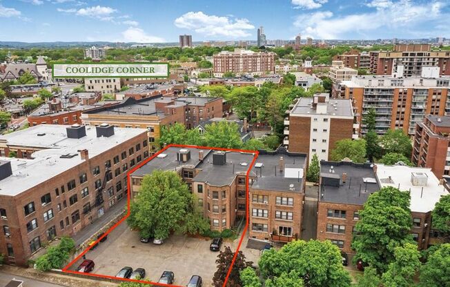 Nice 3 bed in Brookline