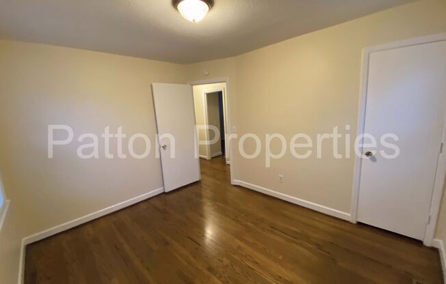 3 beds, 1 bath, $1,395