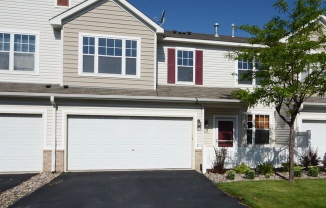 AVAIL 06/1 - Renovated 3 Bed 2.5 Bath in Shakopee - Make it yours Today!