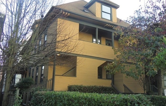 1419 Boylston Ave