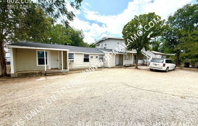 602 Lovett Ave.