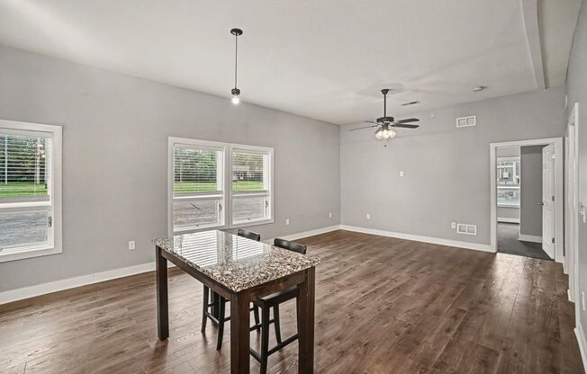 2 beds, 1 bath, 1,190 sqft, $1,400, Unit Urban Studios: 5320-#12