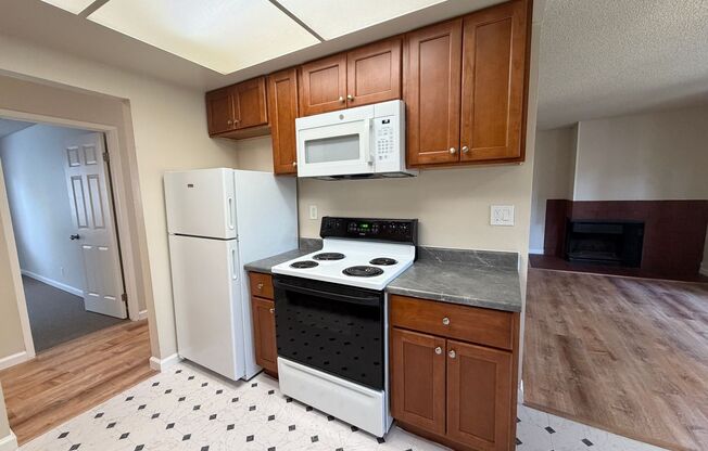 Shadow Creek Apartments