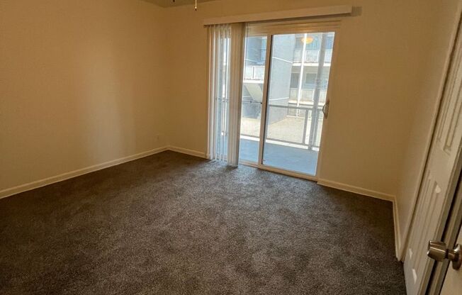 2 beds, 1.5 baths, 1,100 sqft, $1,400, Unit 1030 #6