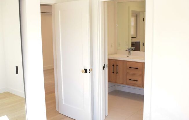 Ocean Park, 317-321 / 4TH, 2528