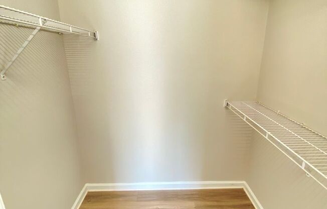 2 beds, 2 baths, 1,055 sqft, $1,250, Unit 1402