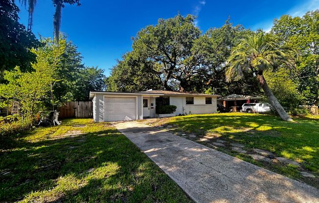 Ultra Spacious 3/1 with large Bonus room, garage, and expansive fenced in yard!