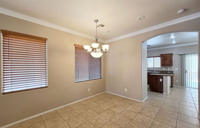 5431 HASLEY CYN AVE