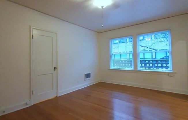 REGENT APARTMENTS (REG01)