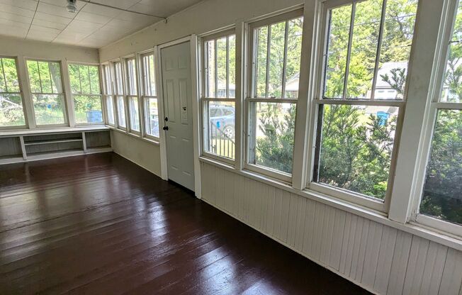 3133 5th St, 2 bedroom house with basement and garage