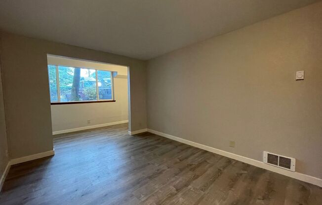 1 bed, 1 bath, 740 sqft, $1,705, Unit 204