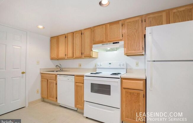 29 T ST NW