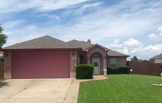 1028 MARIA DR