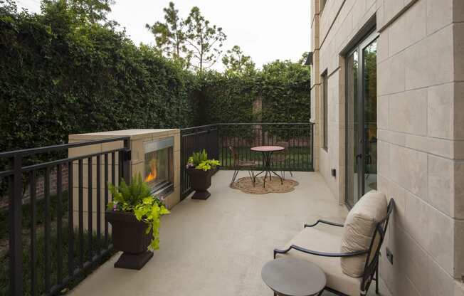 Townhome Patio & Fireplace