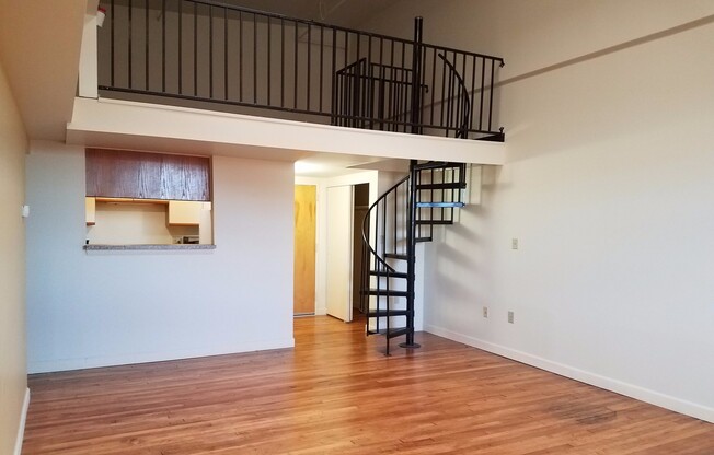 1 bed, 1 bath, 907 sqft, $1,350, Unit Apt. 412