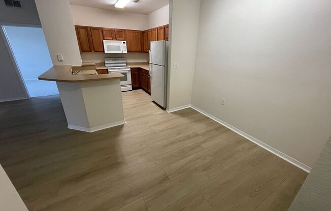 2 Bedroom/2 Bathroom Condo at Villa Valencia AVAILABLE AUGUST 17th!