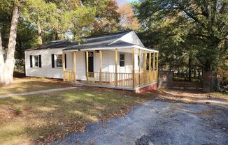 Newly Renovated 3 Bedroom 1 Bath