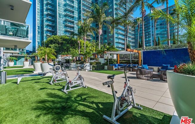 3 beds, 3.5 baths, 2,099 sqft, $10,000, Unit 1822