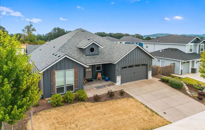 3Bed/2 Bathroom Beautiful New Construction Home with High-End Finishes & Ample Storage