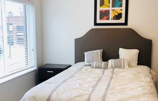 1 bed, 1 bath, 719 sqft, $1,295, Unit 402