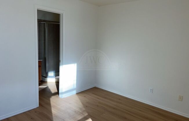 2 beds, 2.5 baths, $1,095, Unit 138 Ryan Unit B