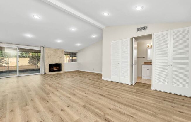 Beautiful home located in the heart of Winnetka