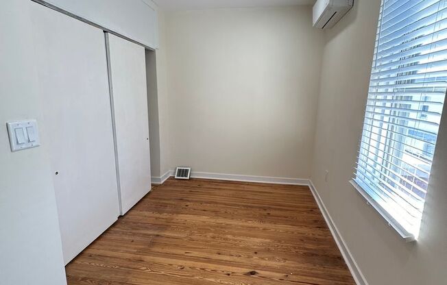 2 beds, 1 bath, $1,495