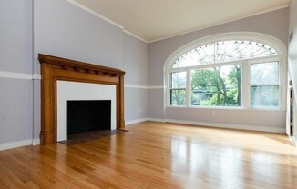 4 Charlesgate E 306