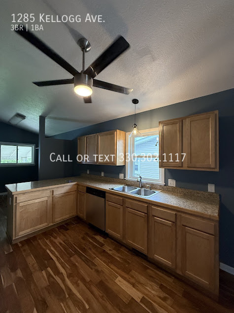 1285 KELLOGG AVE