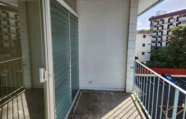 2 beds, 1 bath, 625 sqft, $1,800, Unit 405