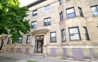 915 WAVELAND
