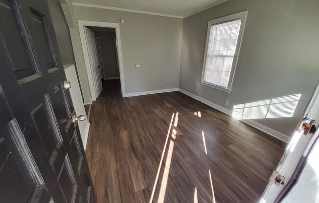 SECTION 8 WELCOME/ 1/2 OFF 1ST MONTH'S RENT!!!