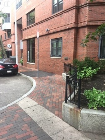 1 bed, 1 bath, 800 sqft, $3,950, Unit 1F
